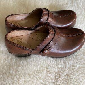 Dansko Women's Brown Leather Clogs Size EU 37 🏵️ New Without Tags - Unworn